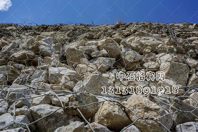 護(hù)坡雷諾護(hù)墊報(bào)價(jià)、生產(chǎn)廠家13131891918